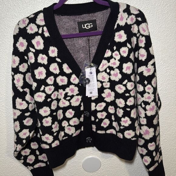 NWT-UGG-Shaina Cardigan- BLACK HIBISCINA-black/white/pink- Size Small - Picture 3 of 12